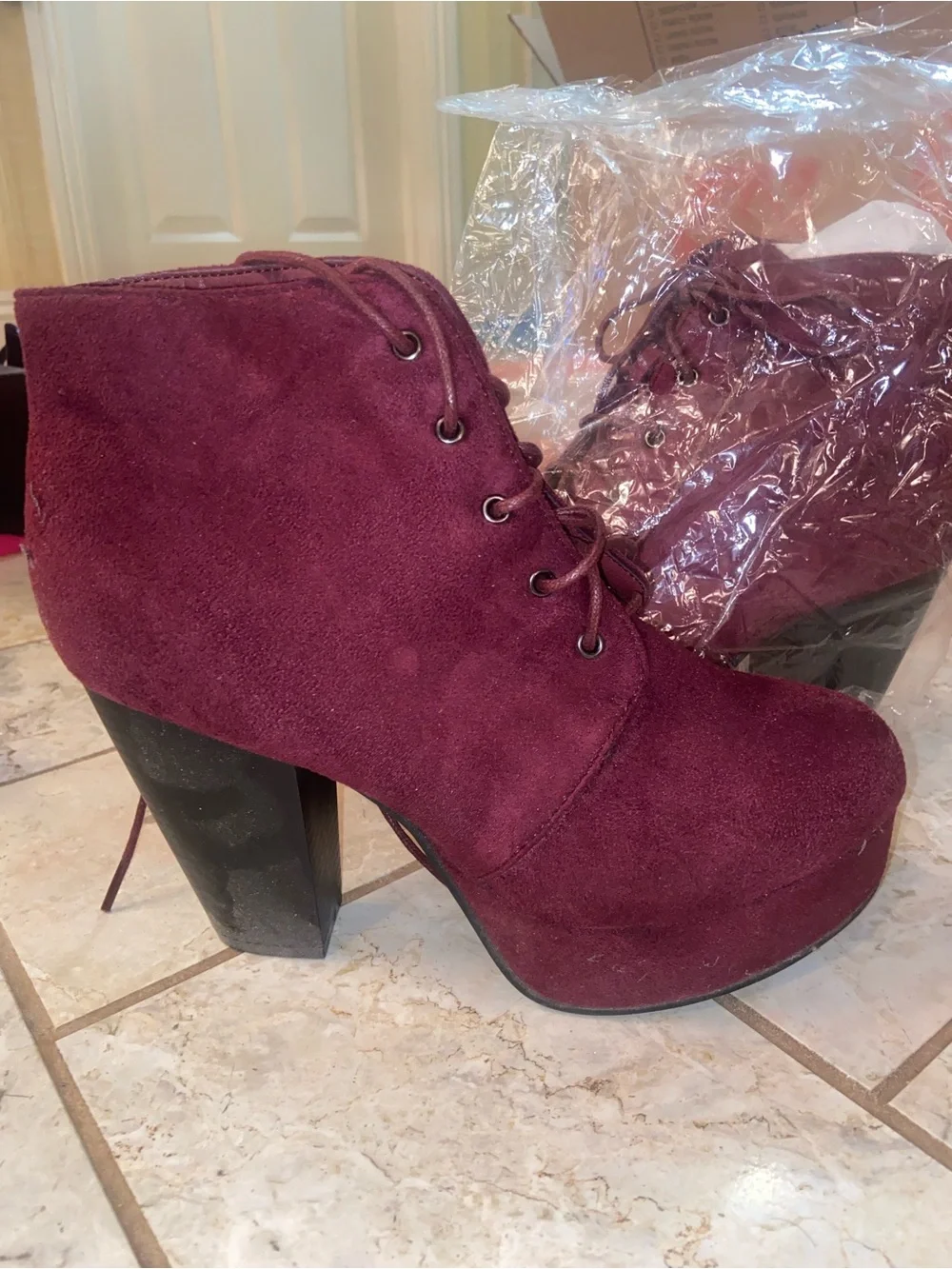 Women's Burgundy Lace-Up Platform Ankle Boots